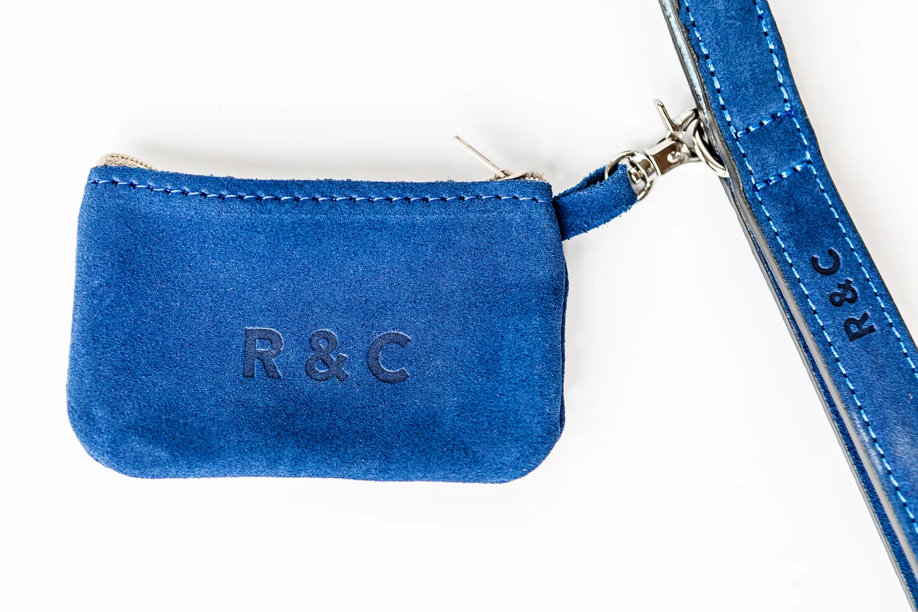 “Rayleigh” Dog Poo Bag Holder – by Ralph & Co