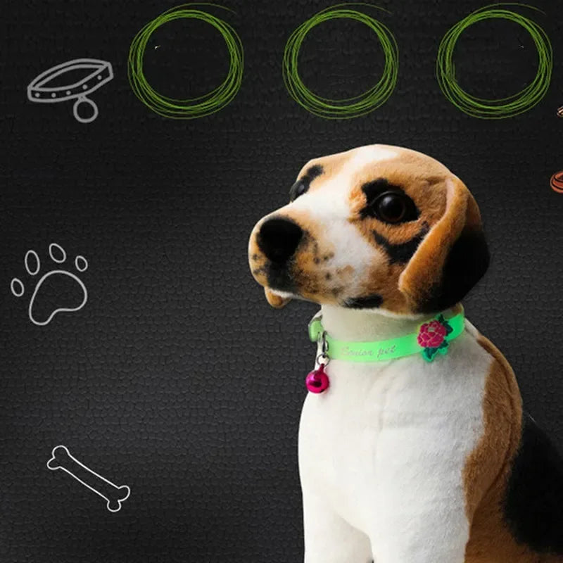 1PC Luminous Cat Necklace Glowing Small Dog Collar Anti-Loss Fluorescent Silicone Bell Collar Neck Ring Pet Cats Accessories - Nestkin Store