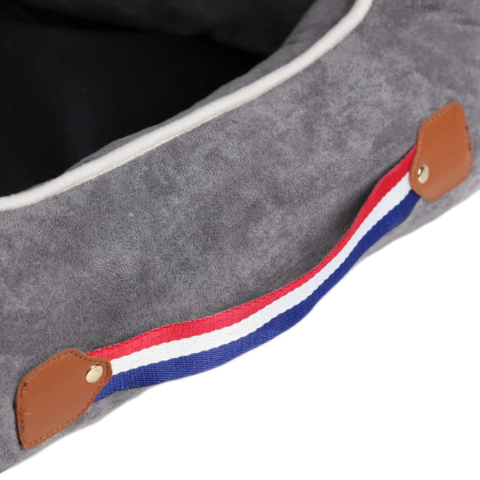 Dog Car Seat Protector Travel Anti-Slip Pet Booster Seat with Storage Pockets and Safety Leash Car Carrier Bed Hold 14kg - Nestkin Store