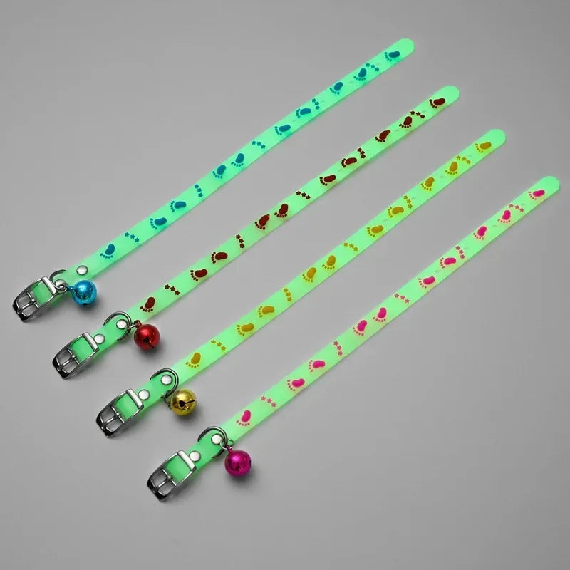 1PC Luminous Cat Necklace Glowing Small Dog Collar Anti-Loss Fluorescent Silicone Bell Collar Neck Ring Pet Cats Accessories - Nestkin Store