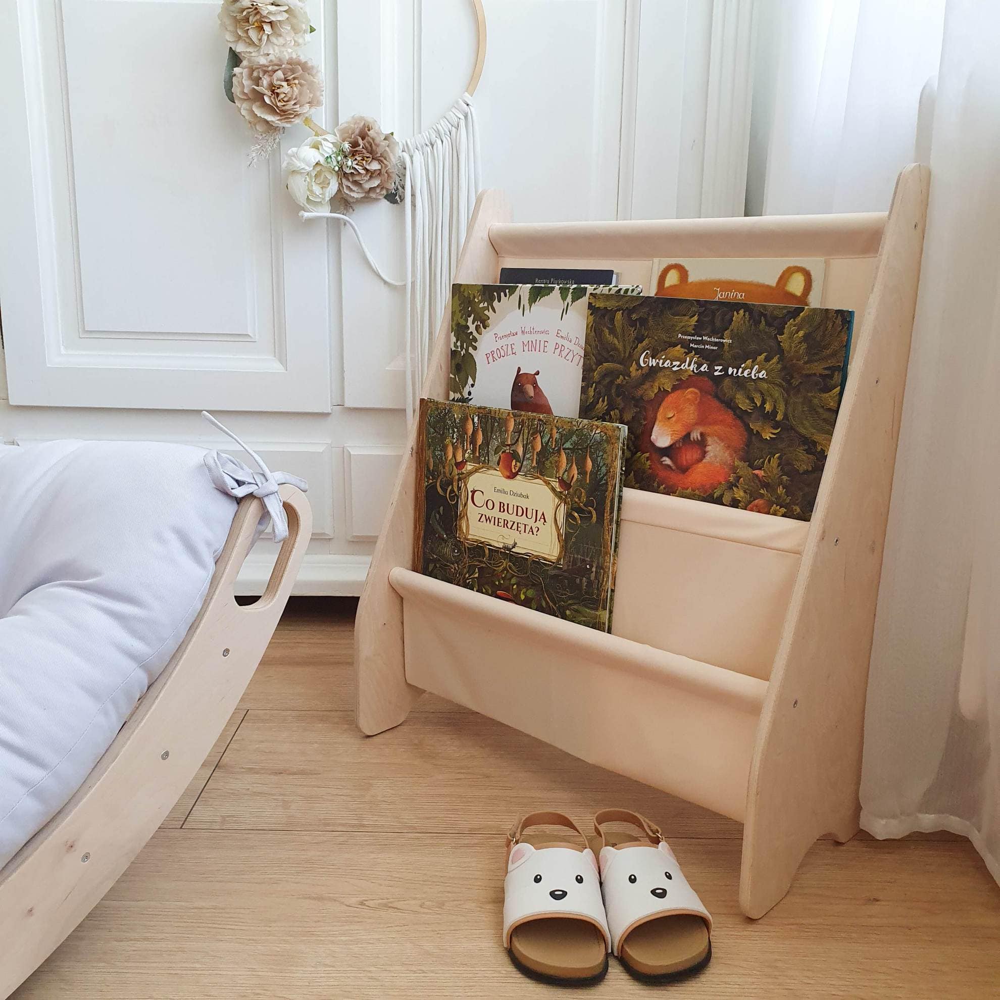 MAMOI® Bücherregal für kinder, Bücherkiste für kinderzimmer, Book shelf, Buchregal, Wandregal kinderregal, Kinderbücherregal, Bücherbank aus holz, Kindermöbel für kleines kind montessori